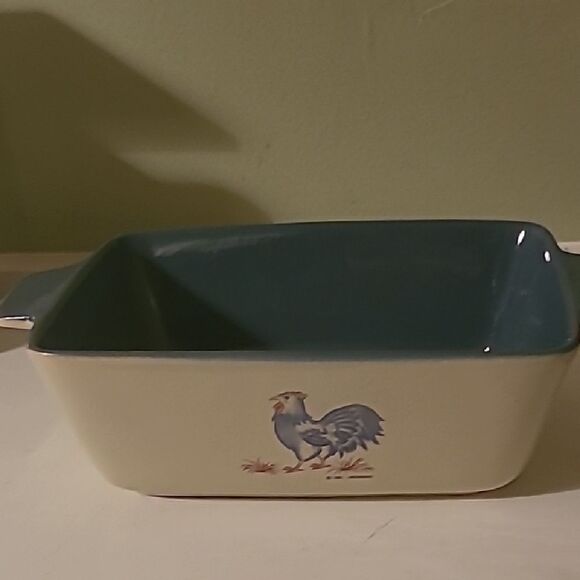Ceramic Baking Dish with Rooster Design - Blue and Cream - Picture 1 of 6